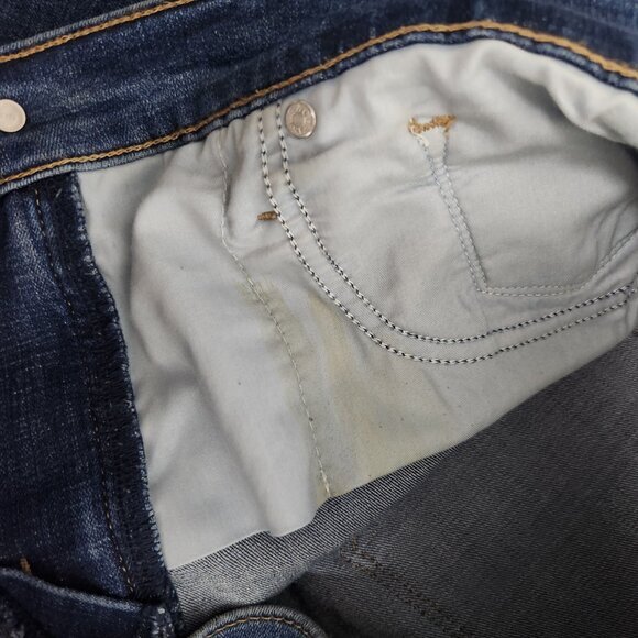 Levis 311 Shaping Skinny Women 32x29 Blue Medium Wash Denim Jeans Capri Mid Rise - Picture 5 of 5